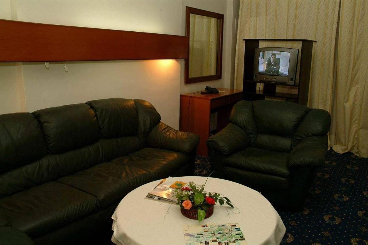 Hotel Chelia 바트나 외부 사진